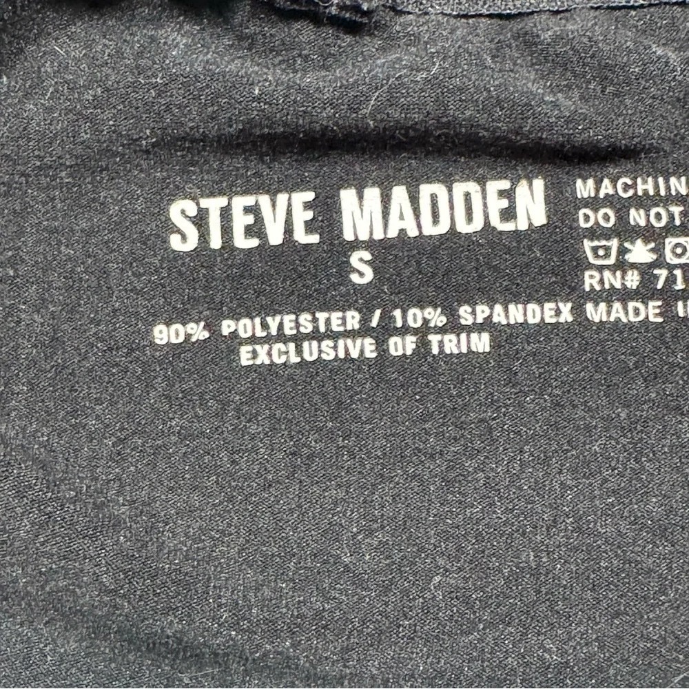 Steve Madden Unpadded Black Branded Strap Sports Bra
